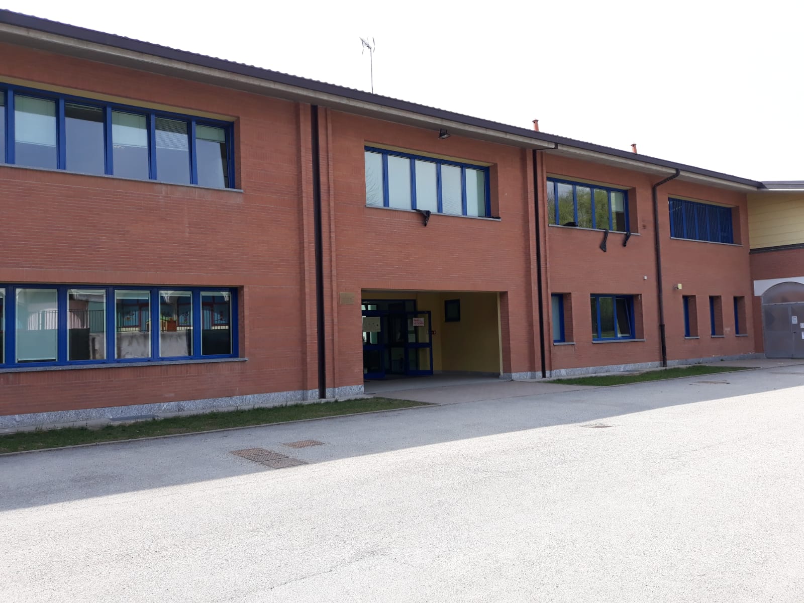 Scuola Primaria: IQBAL MASIH